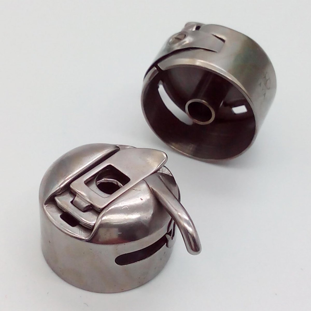 Amazon.com: HONEYSEW 5pcs Bobbin Case for Brother XL2030 XL2120